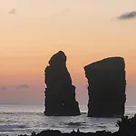 Oceanview Sunset Retreat Дом отдыха *