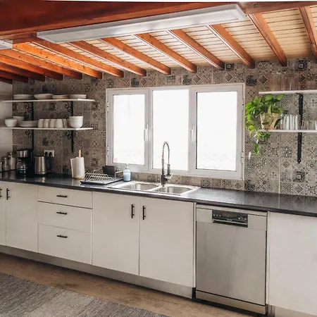 Oceanview Sunset Retreat 度假居