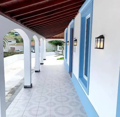 Oceanview Sunset Retreat 度假居