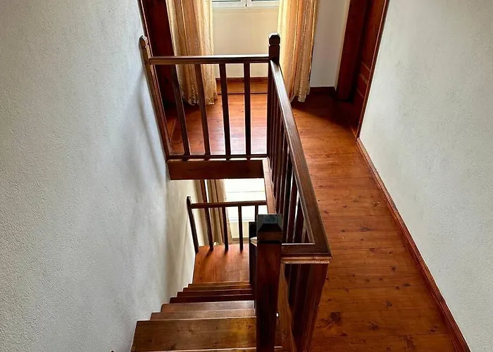 Oceanview Sunset Retreat Pilar