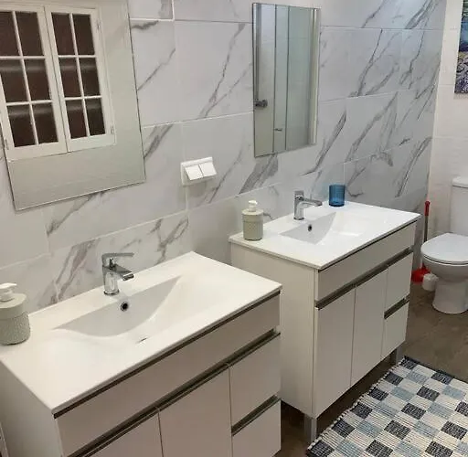 Oceanview Sunset Retreat