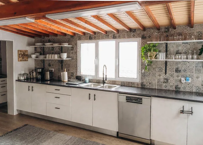 Oceanview Sunset Retreat 度假居